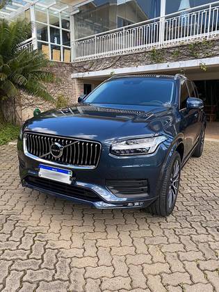VOLVO XC90 2.0 D5 DIESEL MOMENTUM AWD GEARTRONIC